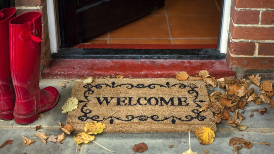 landscape-1441745107-fall-home-welcome-mat.jpg